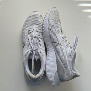 Nike Renew Run 2 Women’s size 11